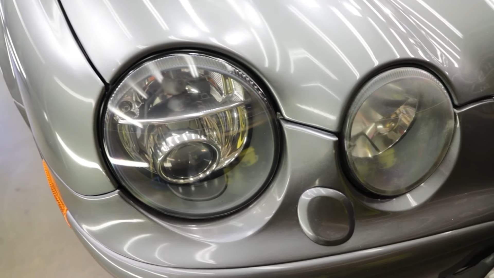 how-to-restore-faded-headlights-2-step-headlight-restoration-kit